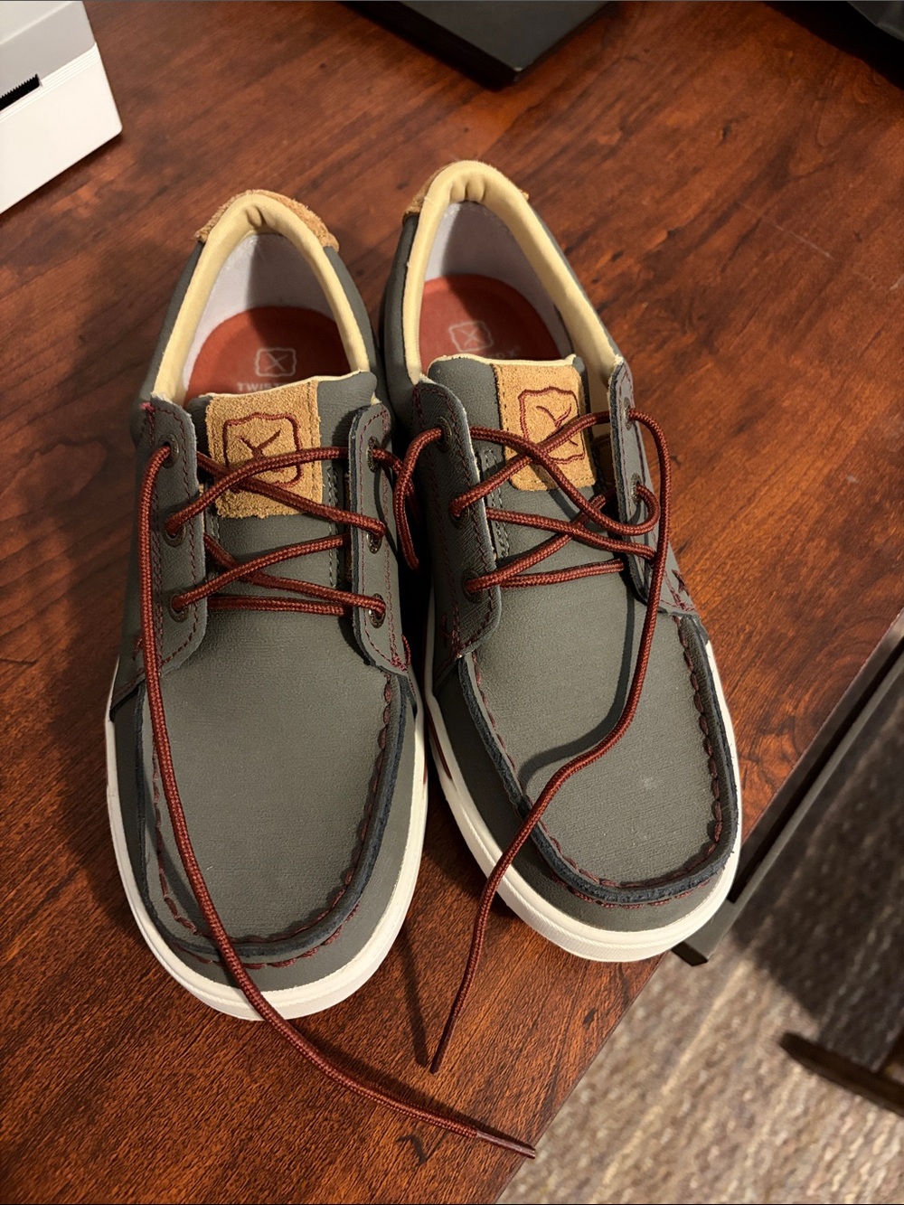 Woman’s Twisted X shoes
